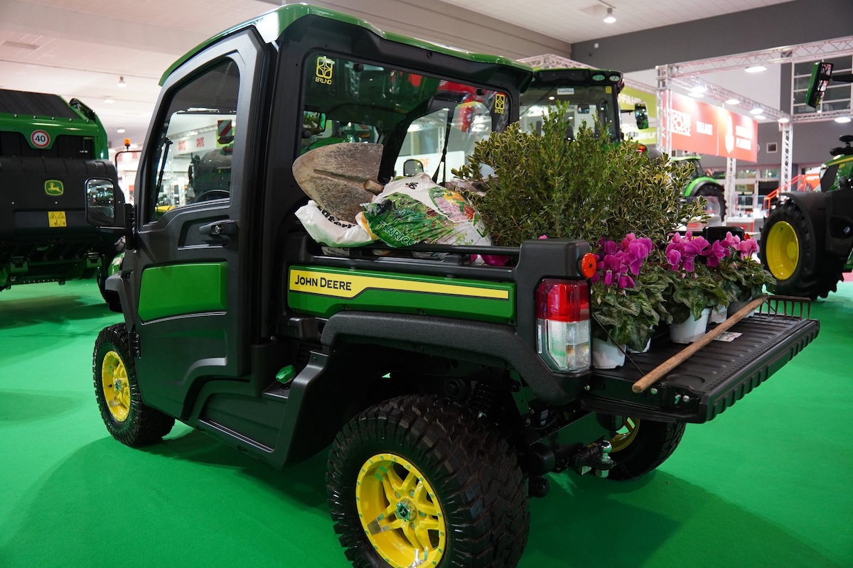 Macchine e attrezzature per il gardening e la cura del verde al debutto del salone Levante Green ad Agrilevante 2025